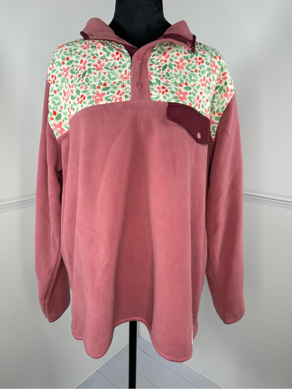 NWT Happy Camp3r Floral Patch Snap Fleece Pullover Size Large